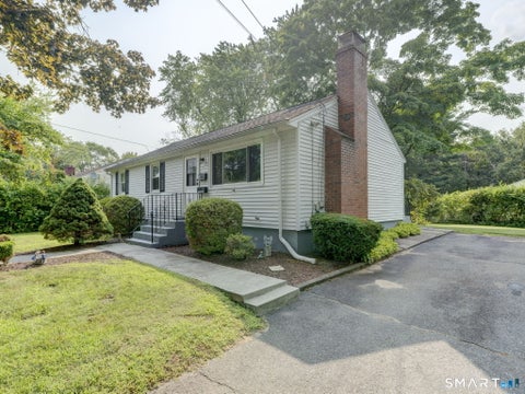 Tiny photo for 11 Forest Lane, Bloomfield, CT 06002 (MLS # 24198519)