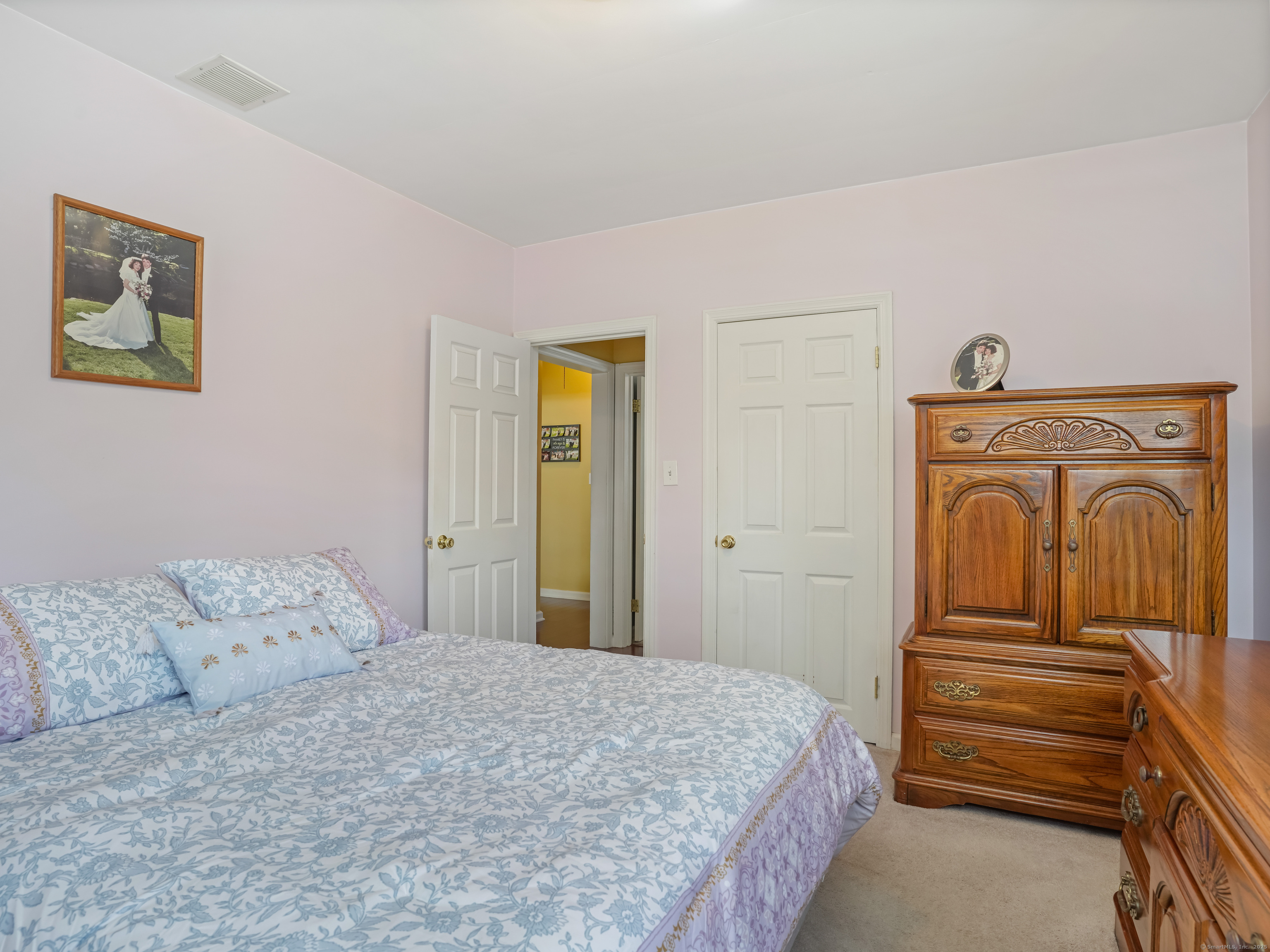 8 Randolph Place, Trumbull, Connecticut image 10