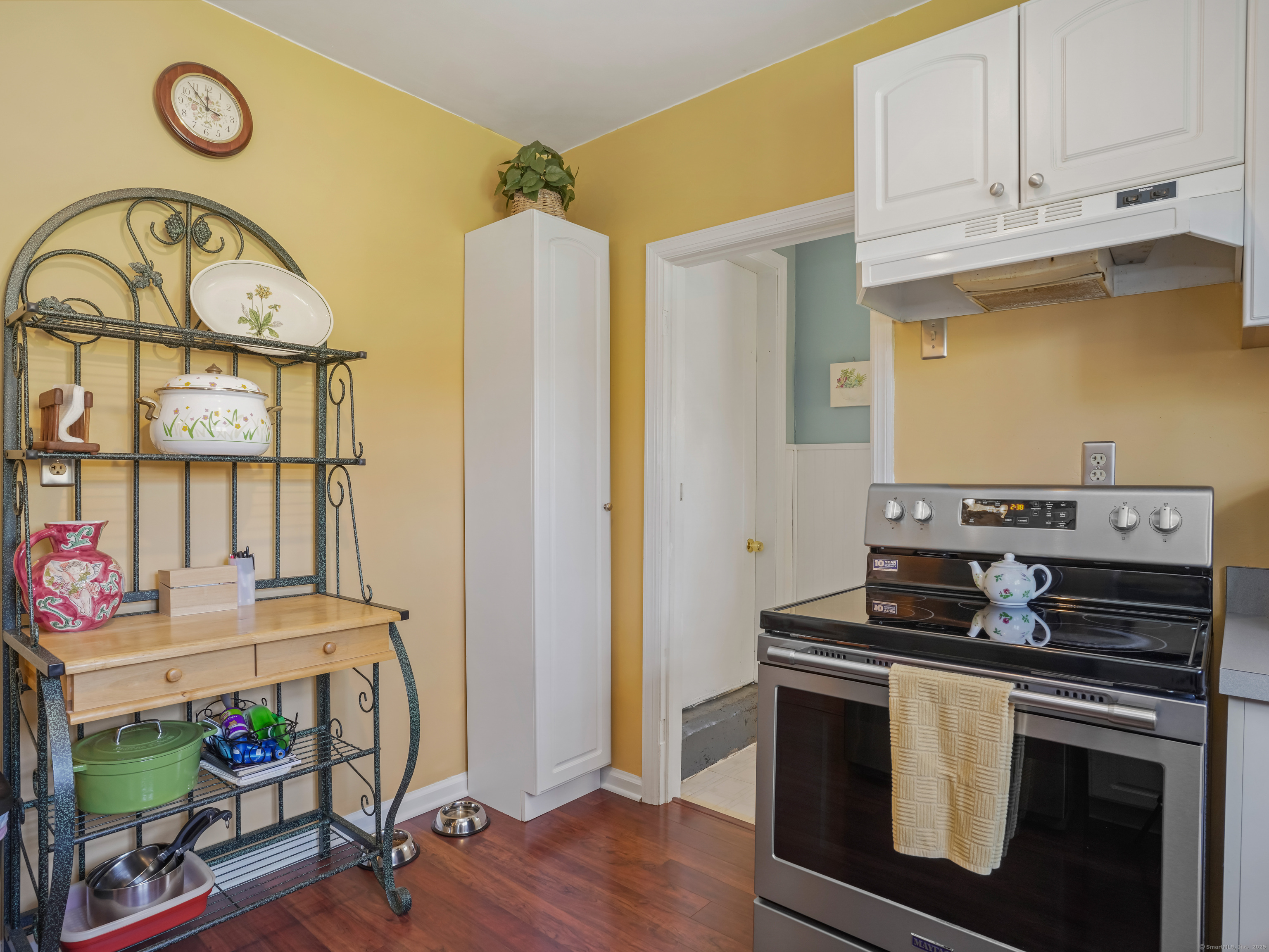 8 Randolph Place, Trumbull, Connecticut image 8