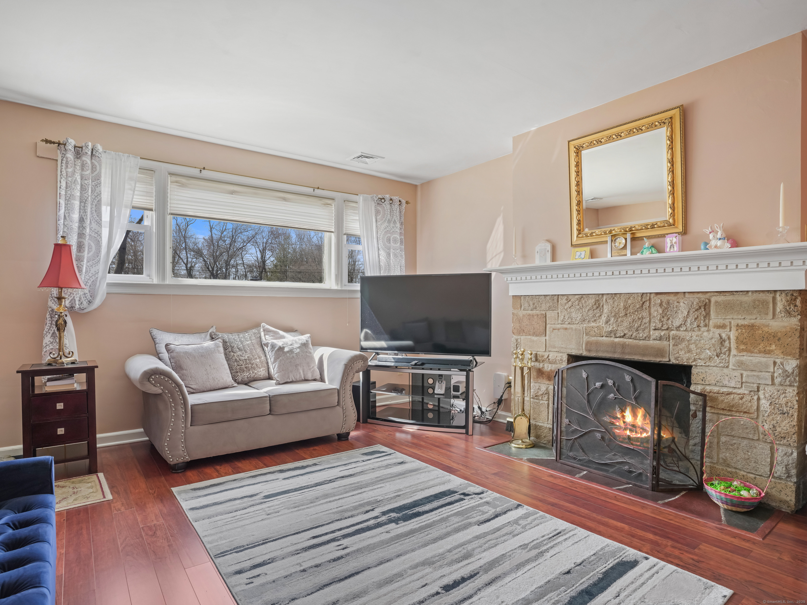 8 Randolph Place, Trumbull, Connecticut image 3