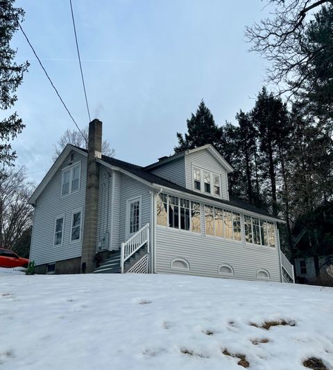 MLS: 24077432
