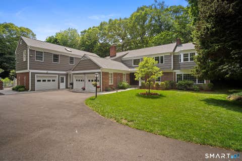 Photo of 12 Settlers Trail, Darien, CT 06820 (MLS # 24183301)