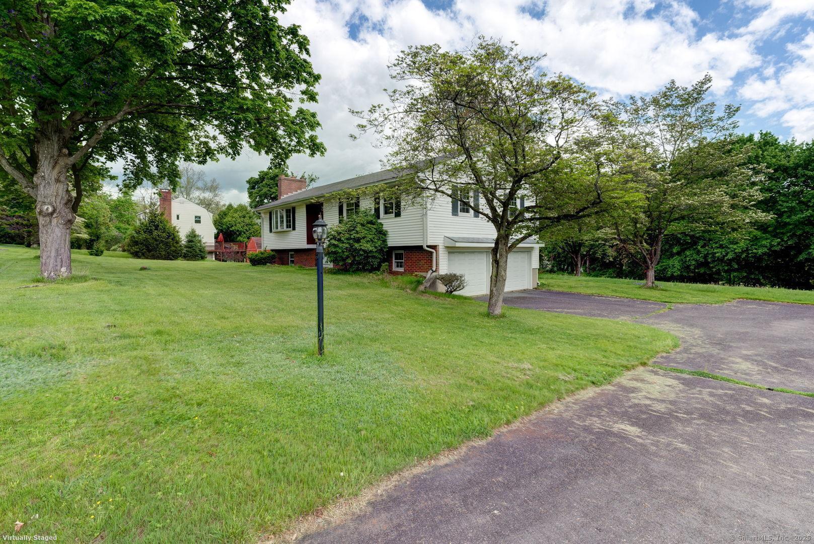 21 Summit Farms Road