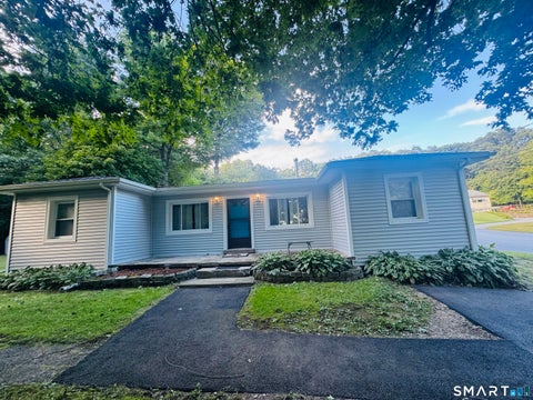 Photo of 11 Ash Street, Putnam, CT 06260 (MLS # 24209309)