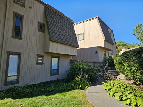 Photo of 67 Mallard Drive #67, Farmington, CT 06001 (MLS # 24127291)