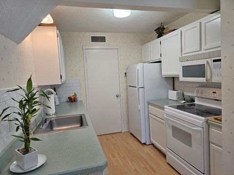 Tiny photo for 67 Mallard Drive #67, Farmington, CT 06001 (MLS # 24127291)