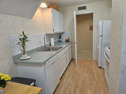 Tiny photo for 67 Mallard Drive #67, Farmington, CT 06001 (MLS # 24127291)