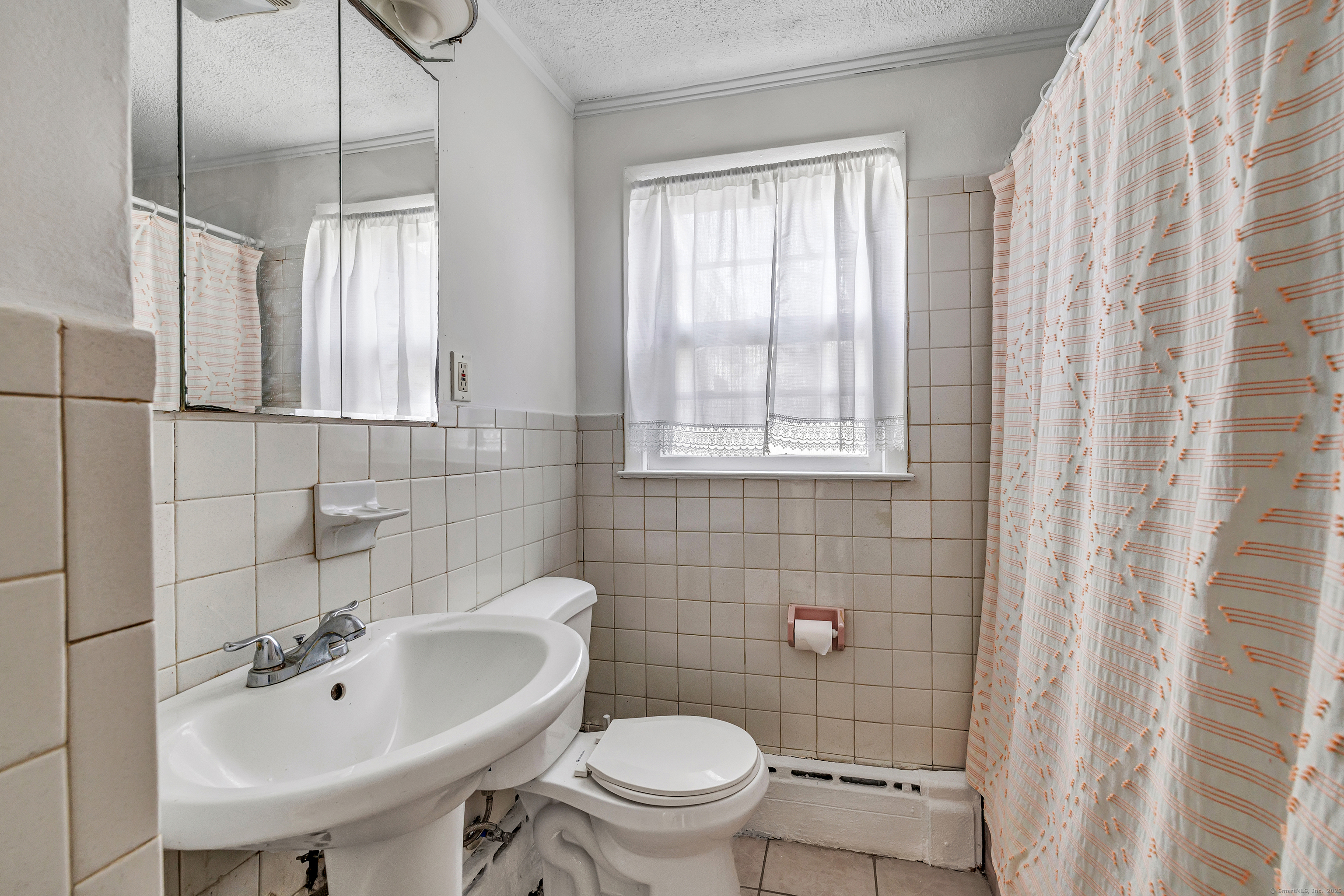 14 Rita Avenue, Bridgeport, Connecticut image 10