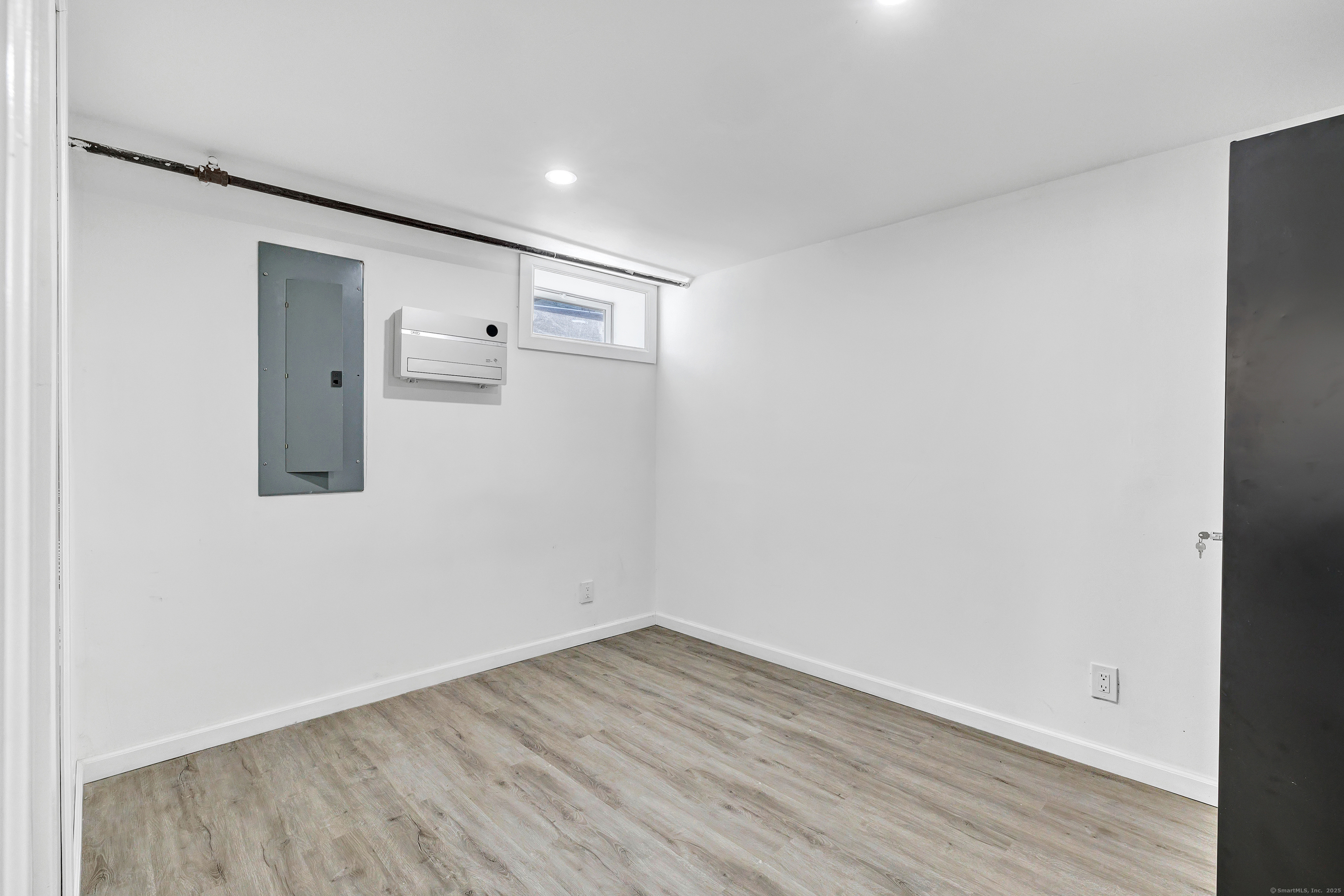 14 Rita Avenue, Bridgeport, Connecticut image 18