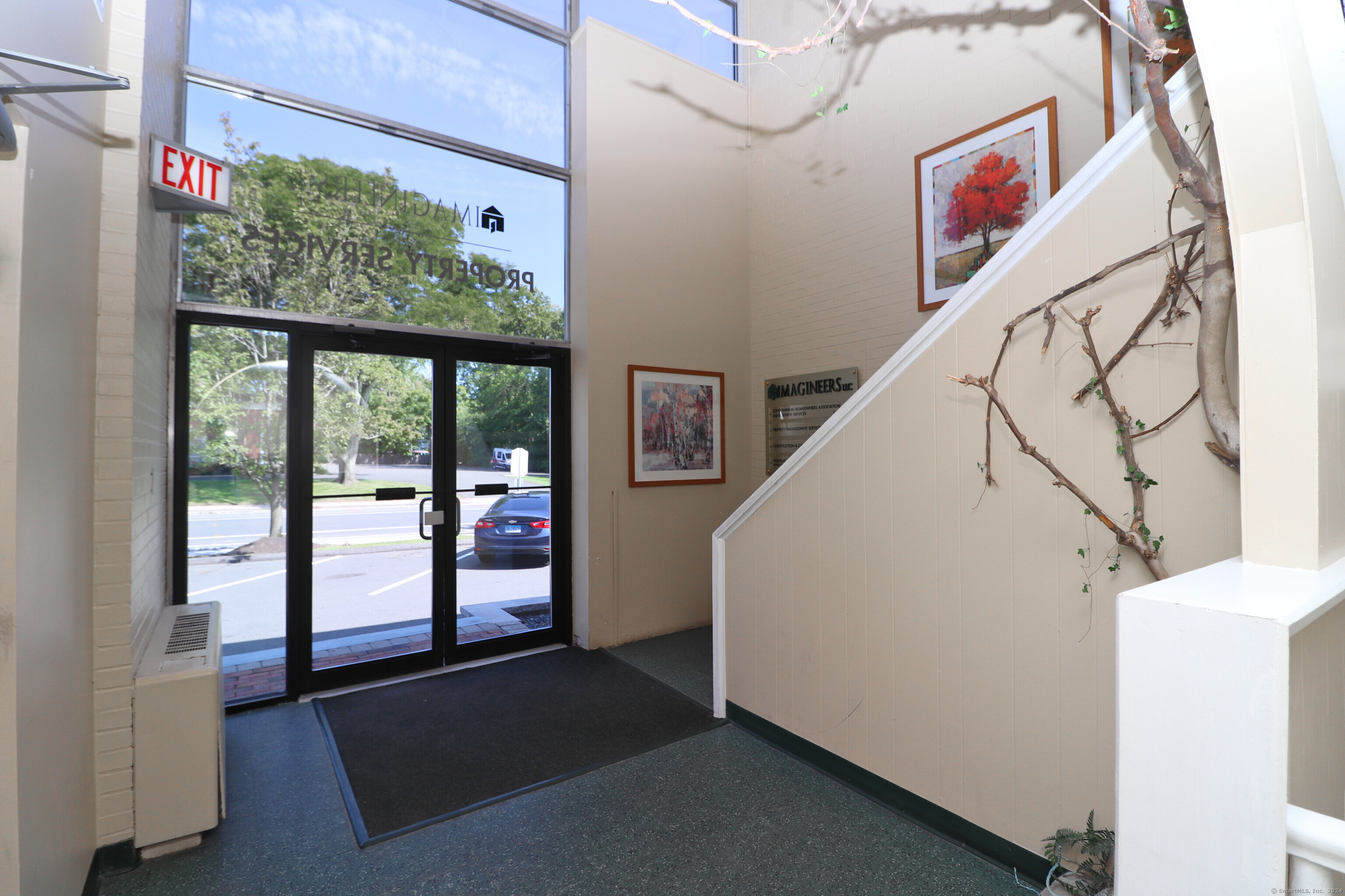 631 Farmington Avenue