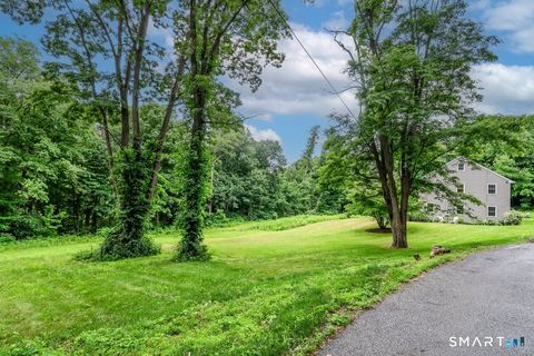 Tiny photo for 18 Hinckley Road, Washington, CT 06777 (MLS # 24186625)