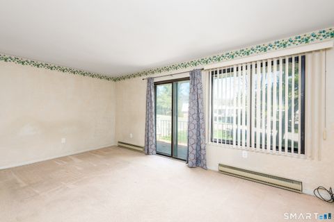 Tiny photo for 34 Hemlock Court #34, Cromwell, CT 06416 (MLS # 24165908)