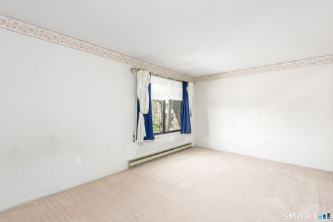 Tiny photo for 34 Hemlock Court #34, Cromwell, CT 06416 (MLS # 24165908)