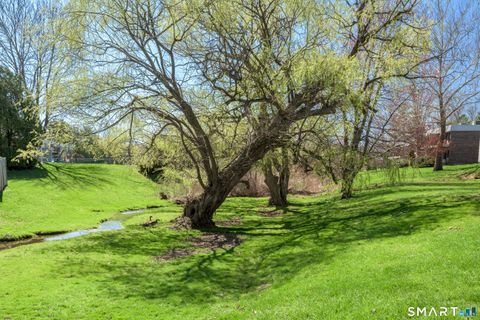 Tiny photo for 34 Hemlock Court #34, Cromwell, CT 06416 (MLS # 24165908)