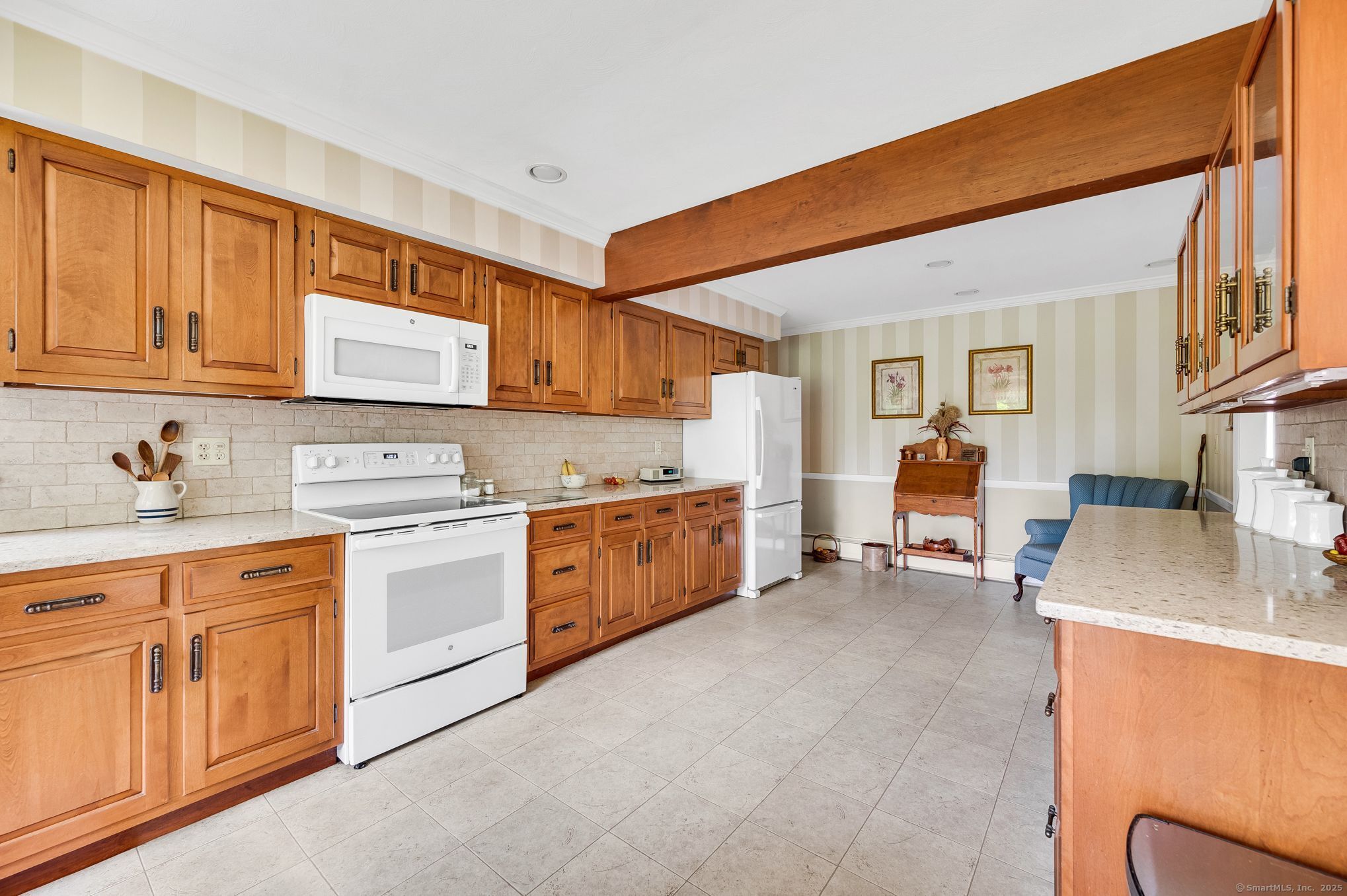 18 Hawthorne Drive, Cheshire, Connecticut image 9