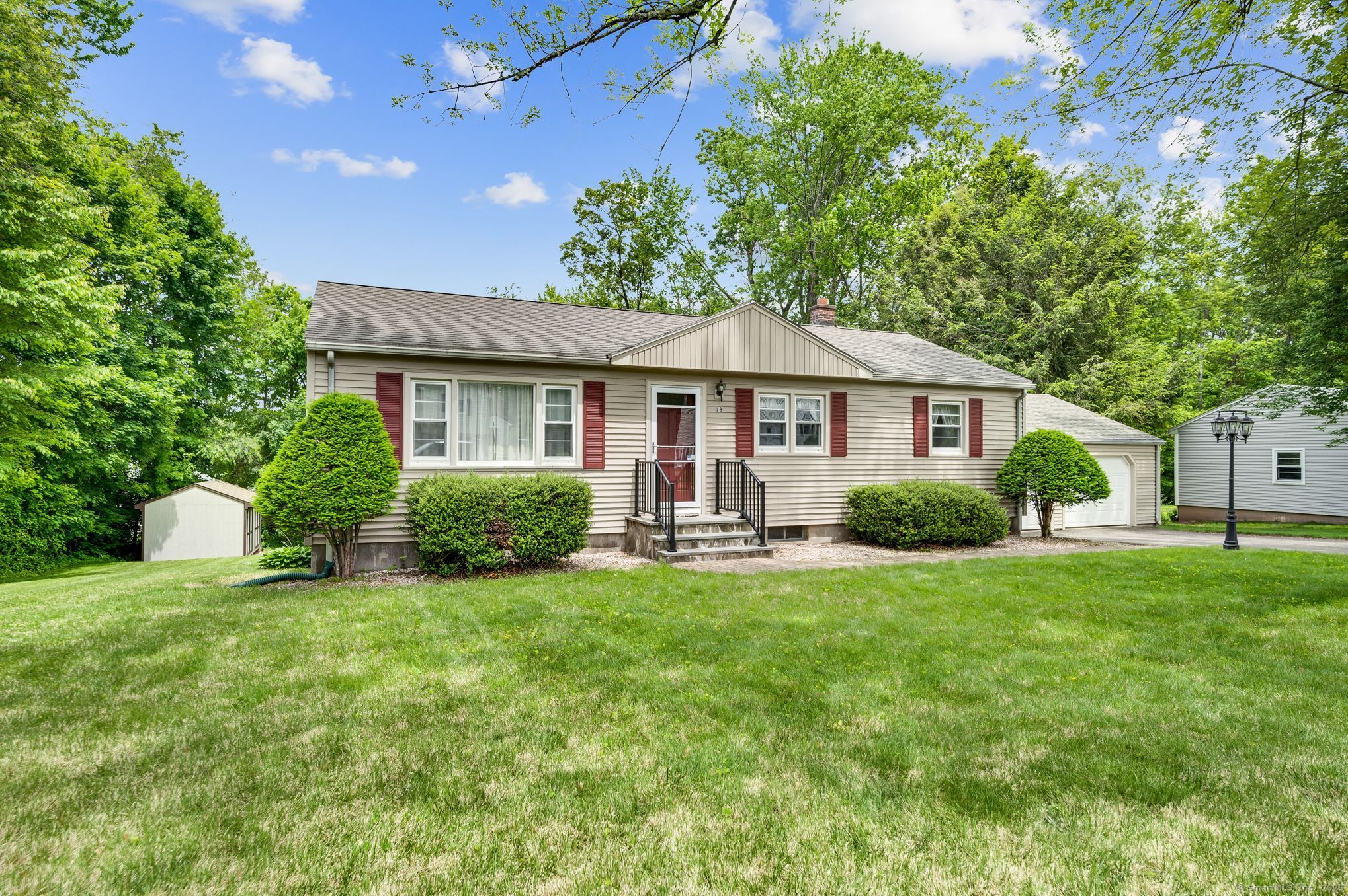 18 Hawthorne Drive, Cheshire, Connecticut image 1