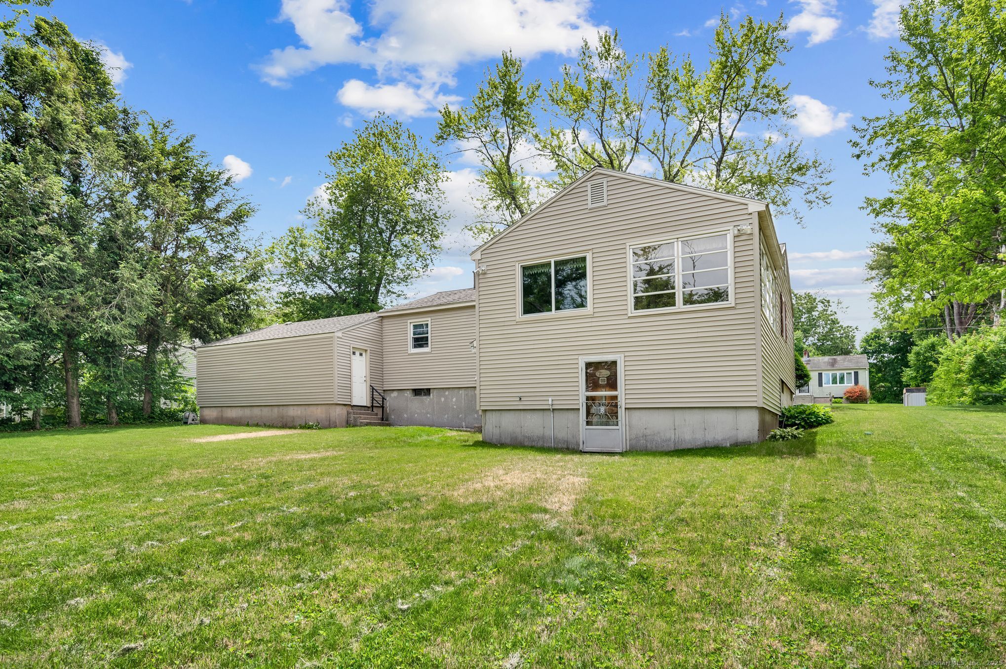 18 Hawthorne Drive, Cheshire, Connecticut image 33