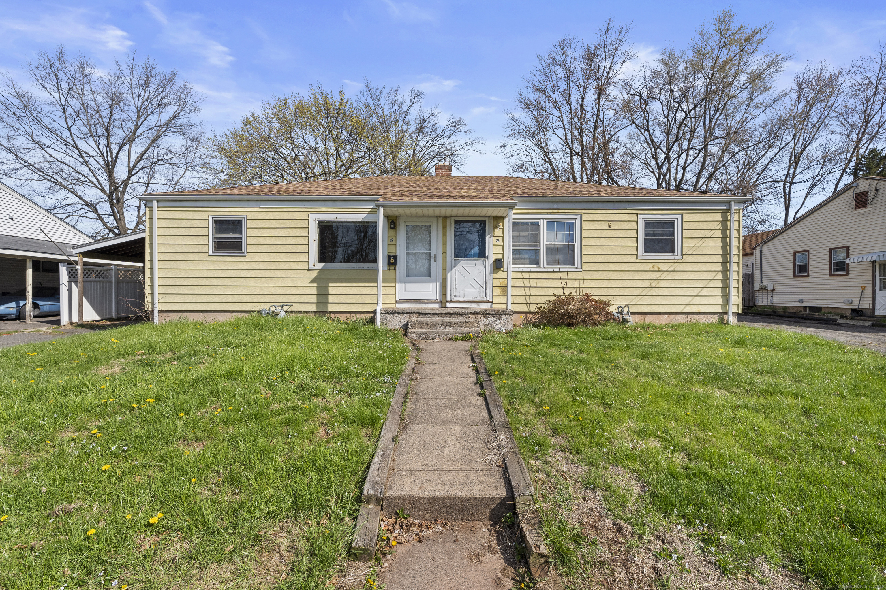 8th Street, Newington, Connecticut - 4 Bedrooms  
2 Bathrooms  
10 Rooms - 