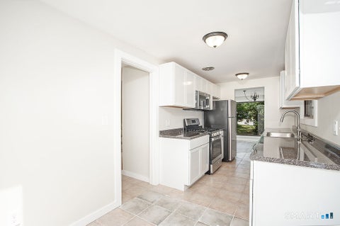 Tiny photo for 8 Laurel Lane #8, Avon, CT 06001 (MLS # 24185225)