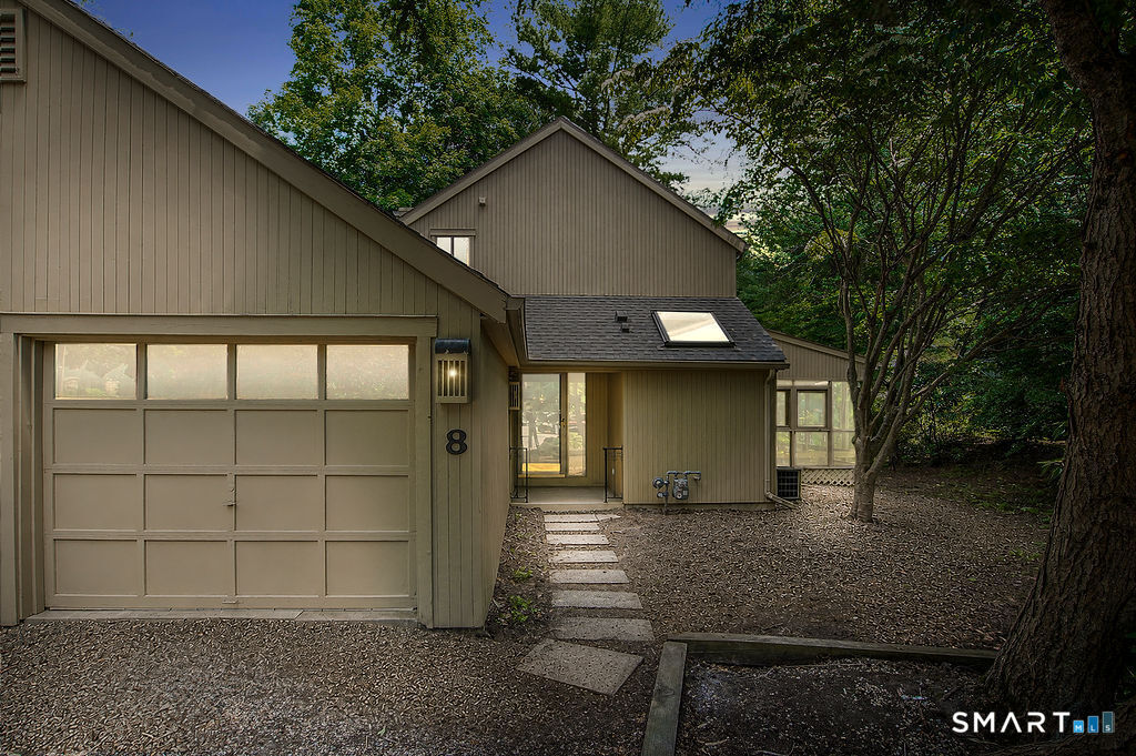 8 Laurel Lane 8
