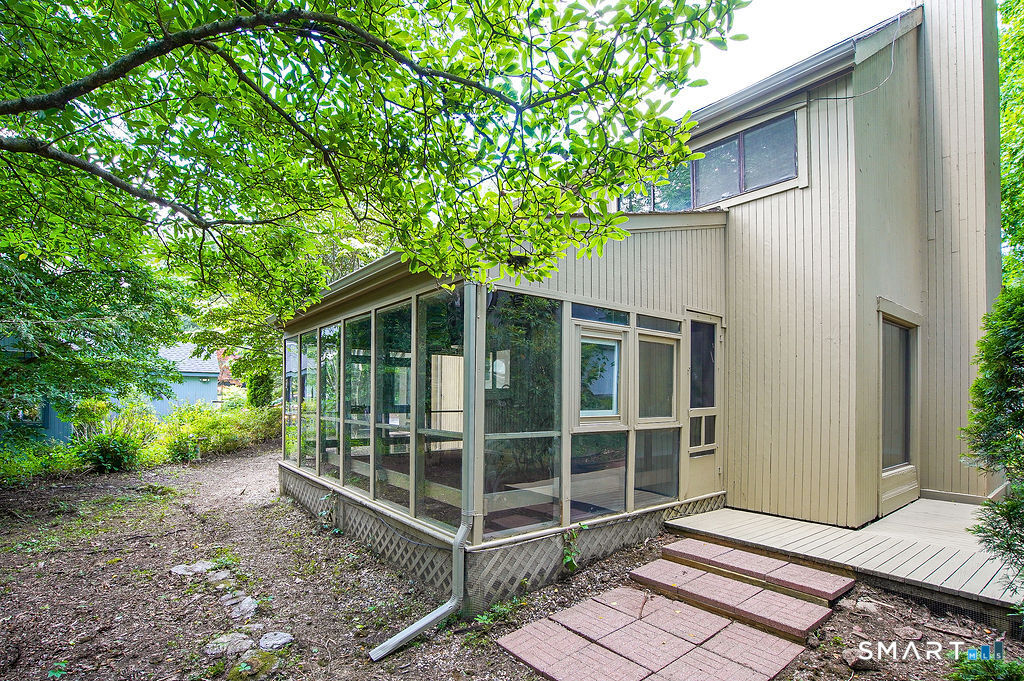 8 Laurel Lane 8