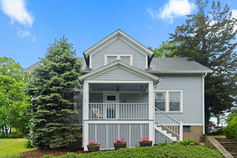 9 Grove Street Clinton CT 06413