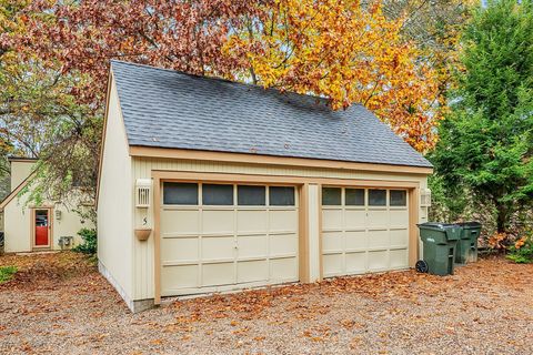 Tiny photo for 5 Owl Court #5, Avon, CT 06001 (MLS # 24136241)