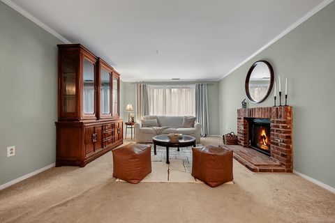 Tiny photo for 5 Owl Court #5, Avon, CT 06001 (MLS # 24136241)