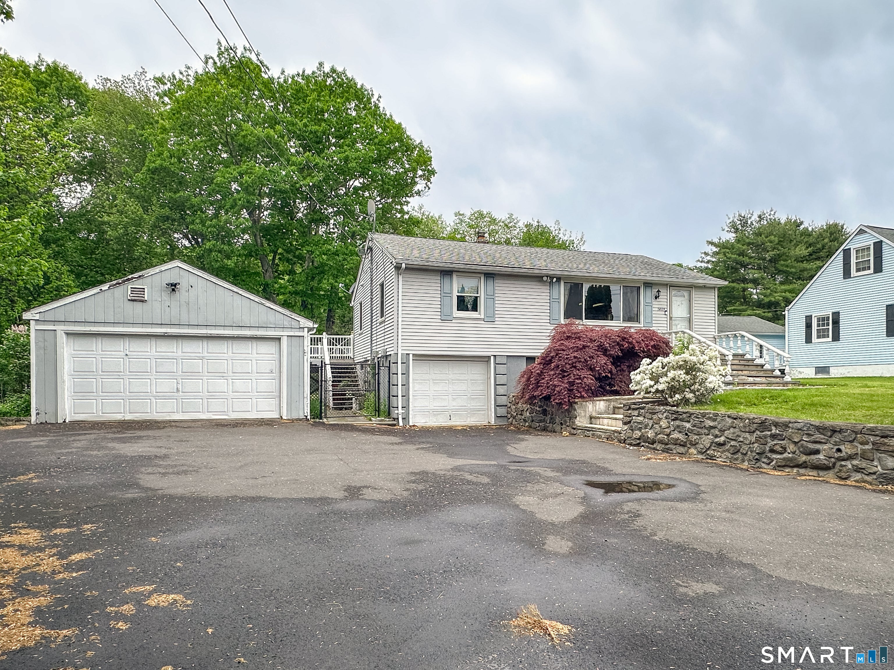 1409 Woodtick Road
