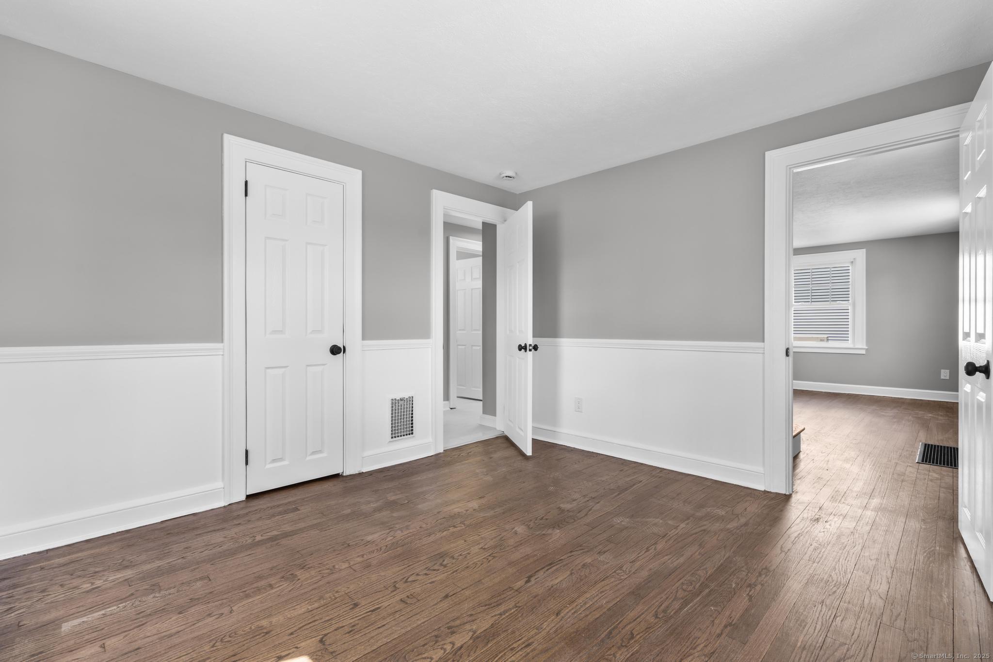 330 Meriden Avenue, Southington, Connecticut image 21