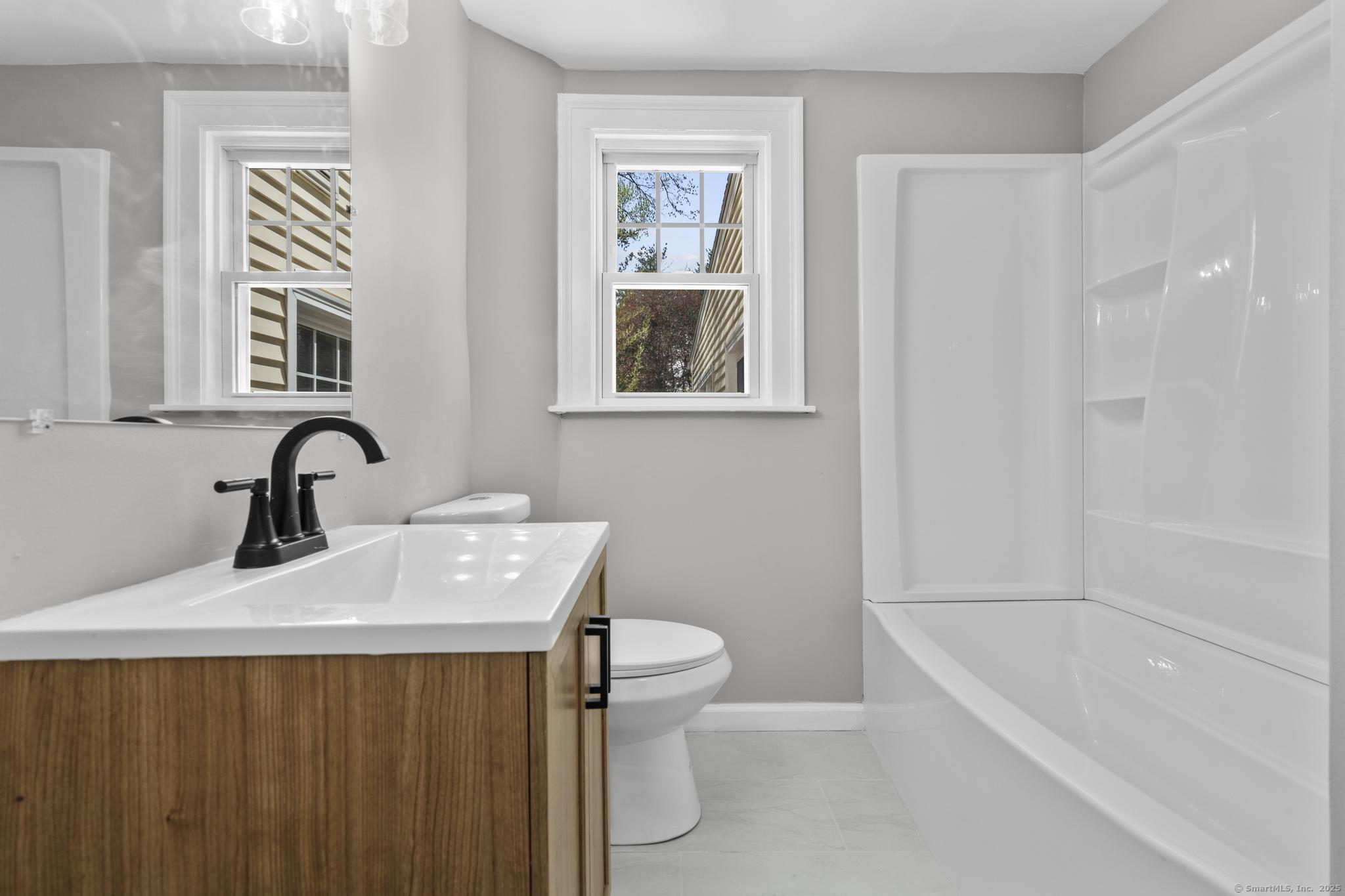 330 Meriden Avenue, Southington, Connecticut image 24
