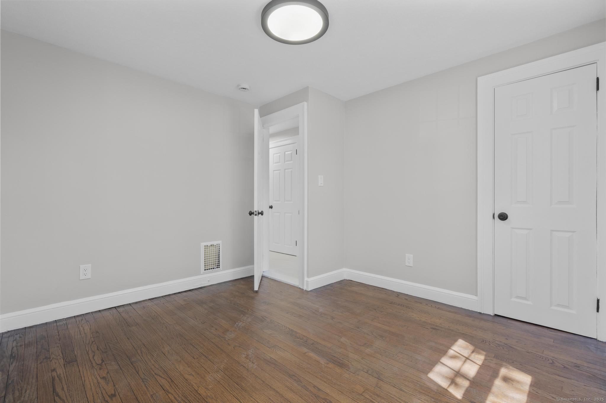 330 Meriden Avenue, Southington, Connecticut image 26