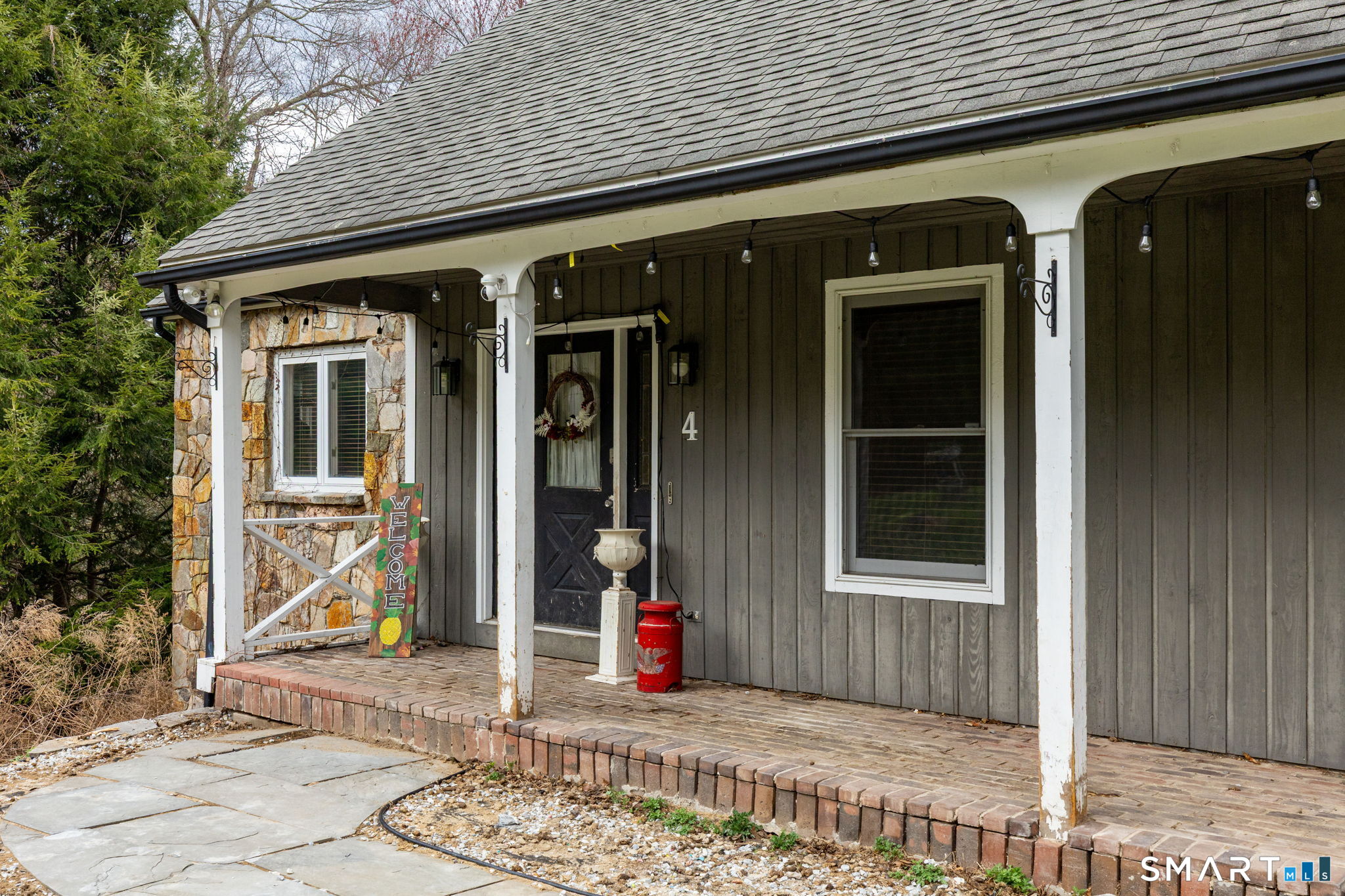 4 Silver Brook Lane