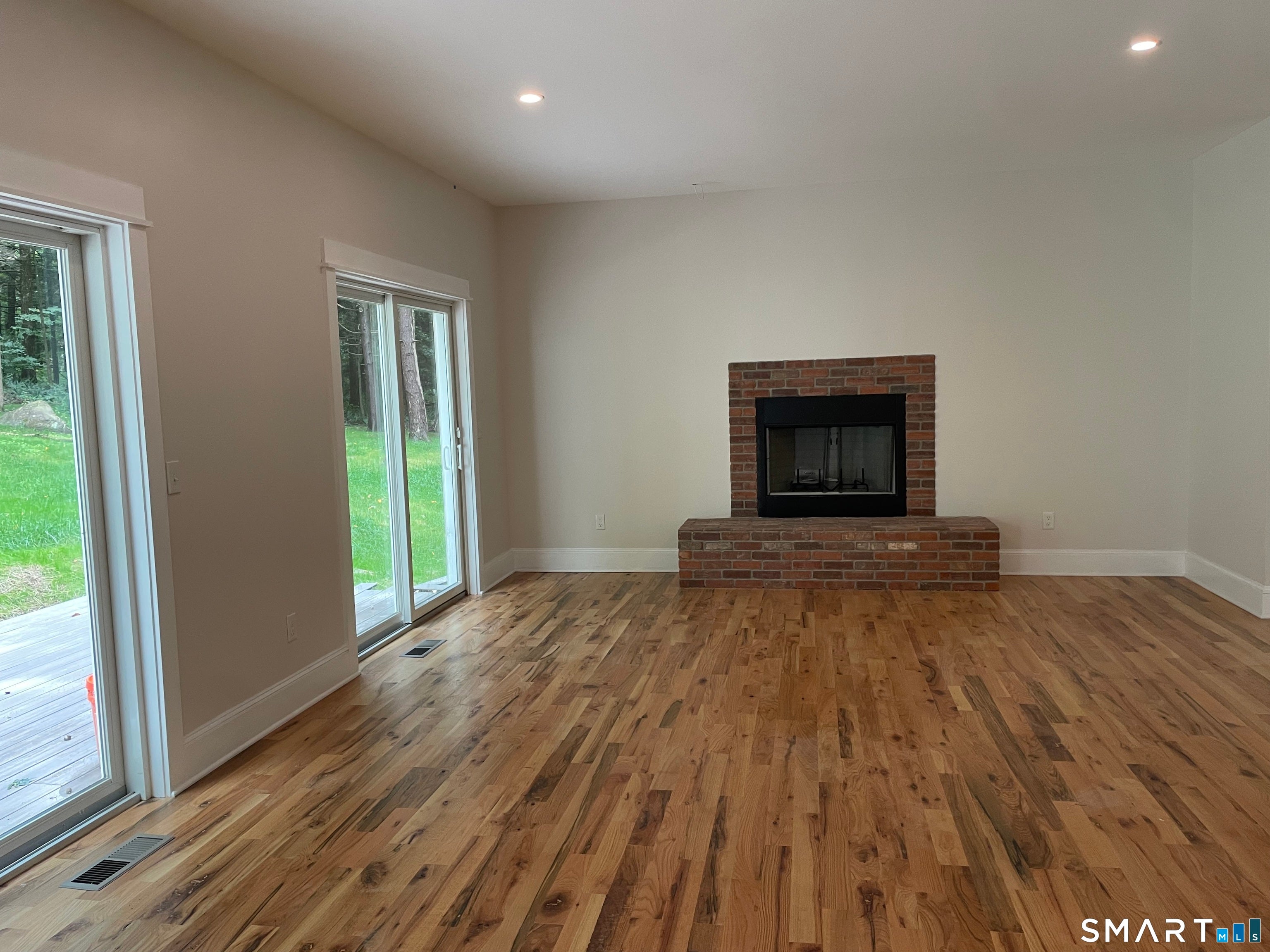 11 Evergreen Drive