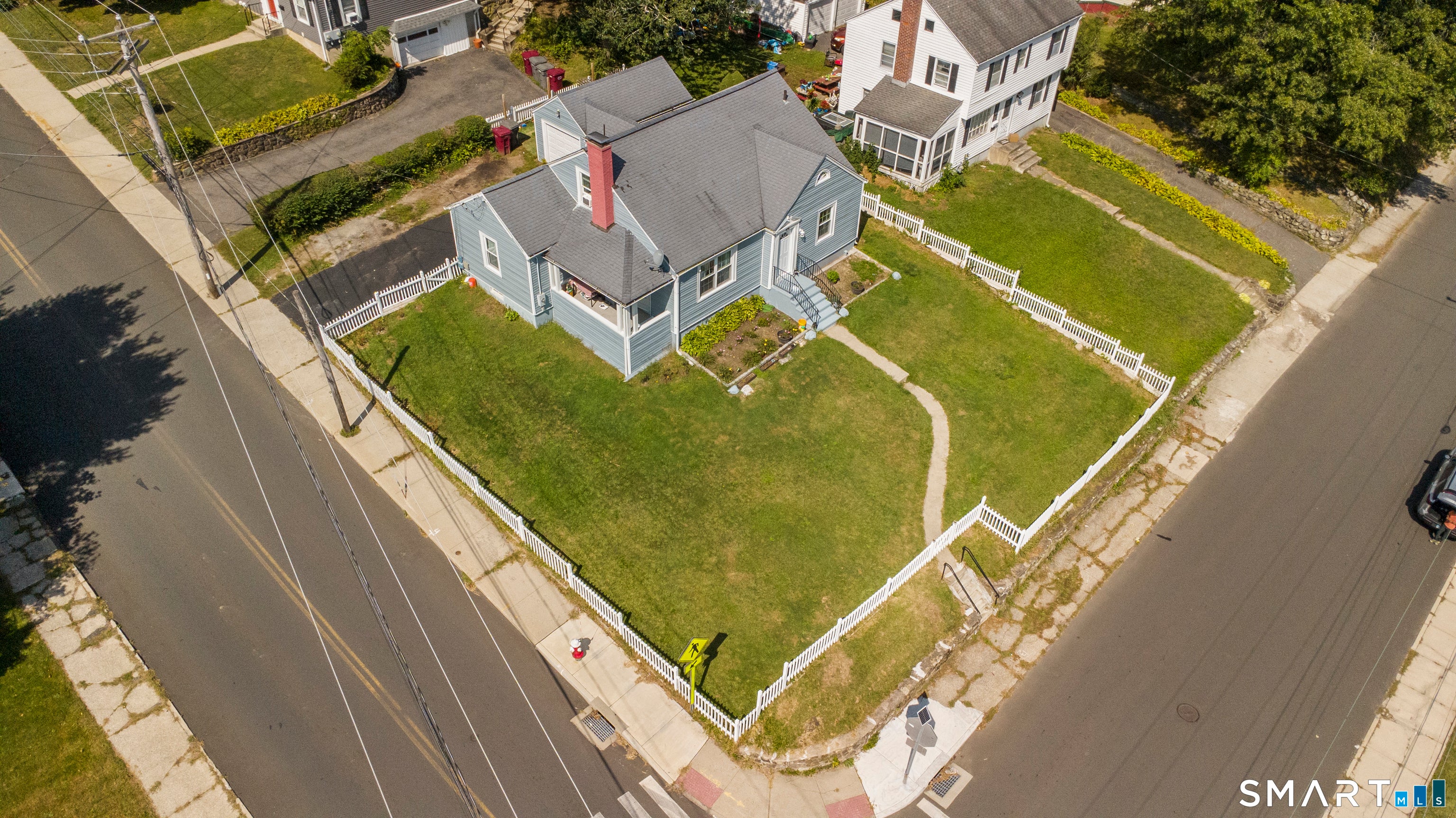 216 Hillside Avenue