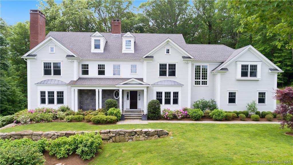 71 Welles Lane, New Canaan, Connecticut - 6 Bedrooms  
7.5 Bathrooms  
14 Rooms - 