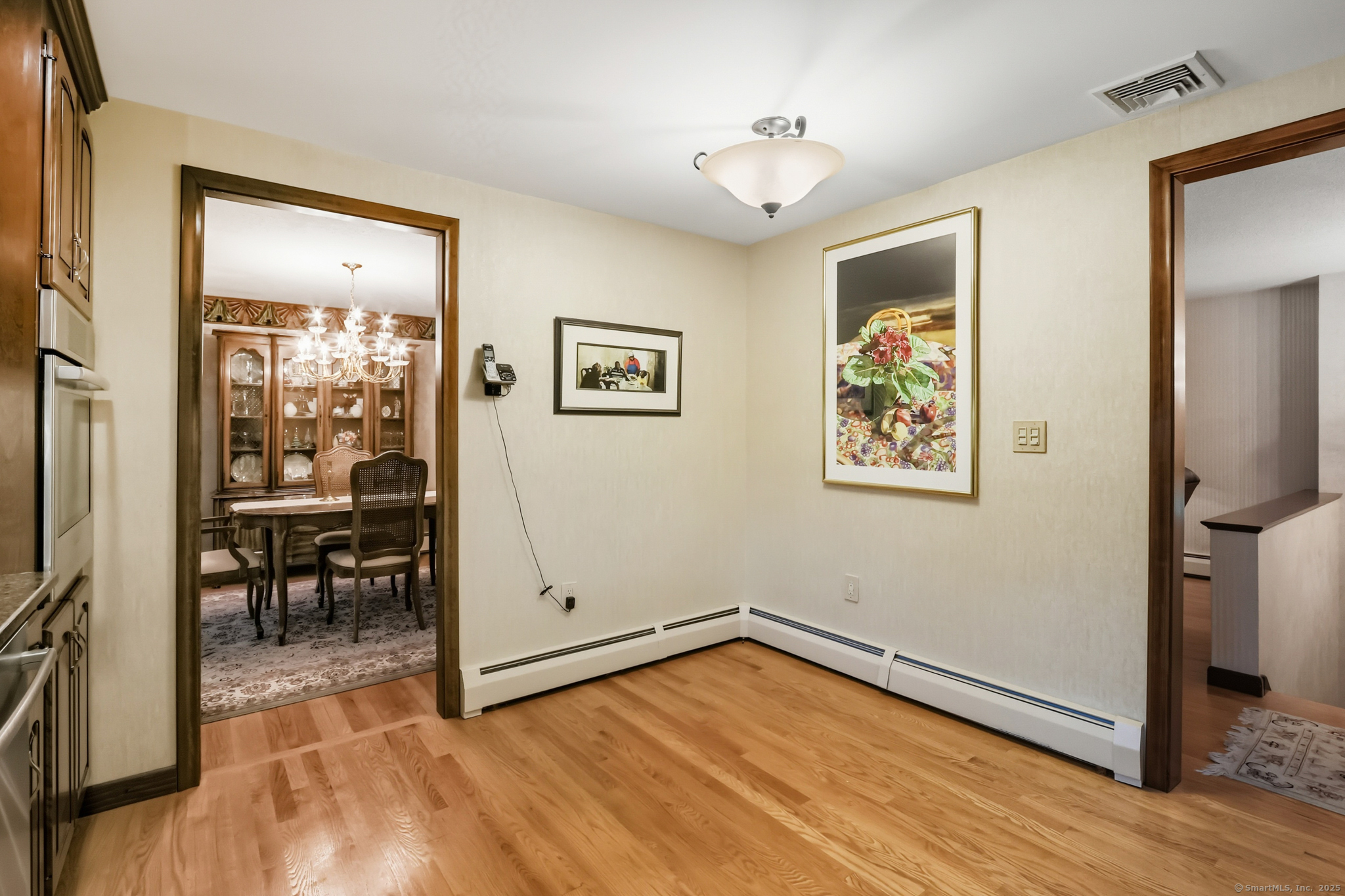 21 Long Hill Road