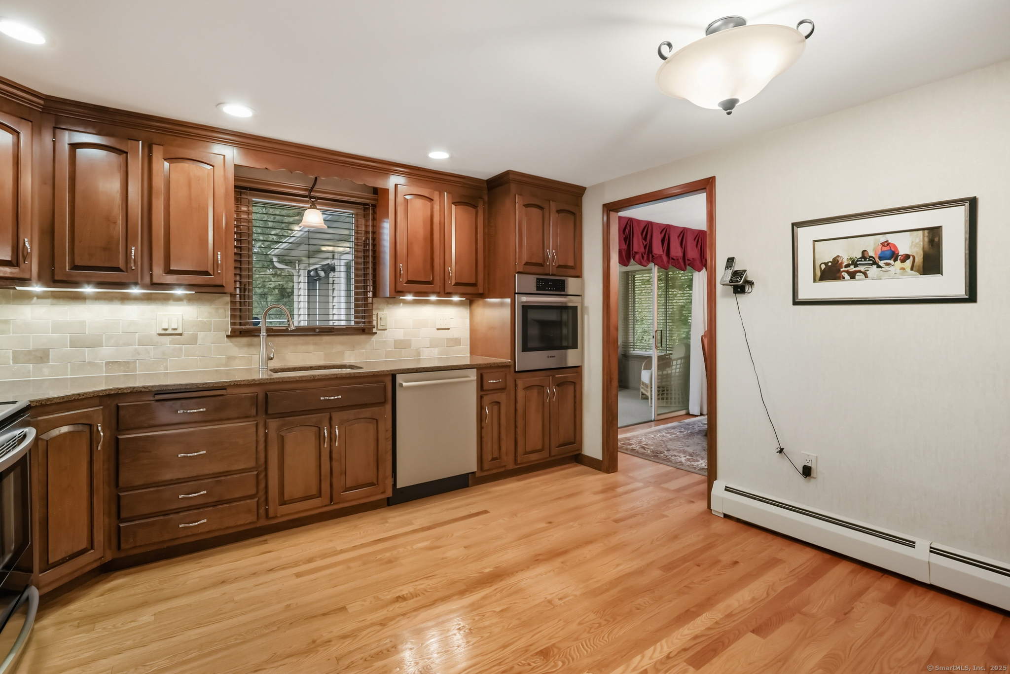 21 Long Hill Road