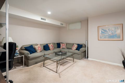 Tiny photo for 180 Turn Of River Road #1B, Stamford, CT 06905 (MLS # 24193358)