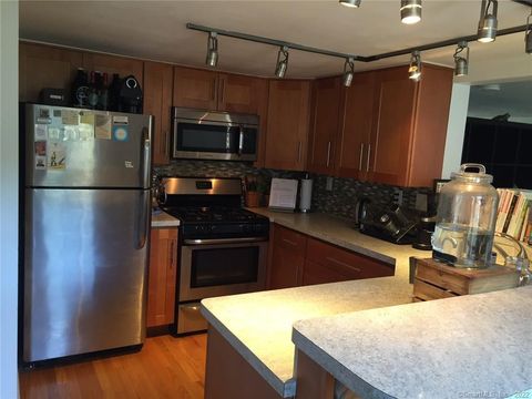 Tiny photo for 209 Willard Street #3, New Haven, CT 06515 (MLS # 24132437)