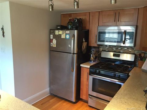 Tiny photo for 209 Willard Street #3, New Haven, CT 06515 (MLS # 24132437)