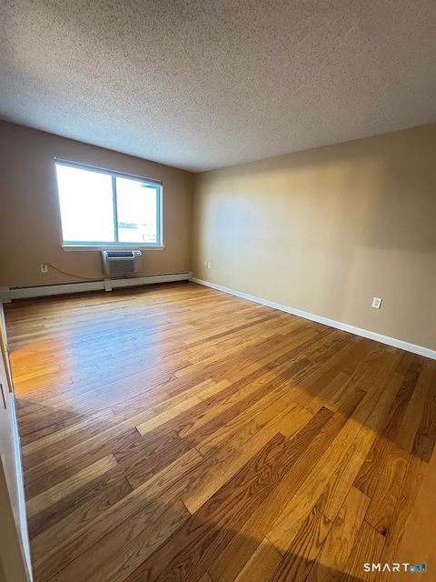 Tiny photo for New London, CT 06320 (MLS # 24164498)