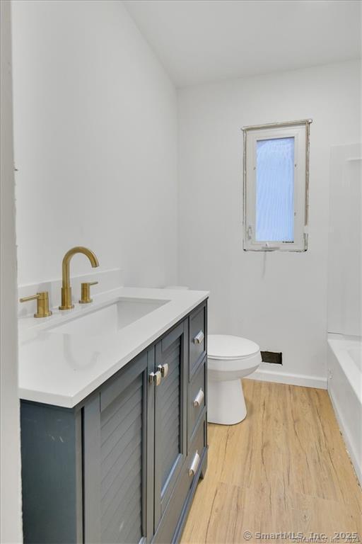 Windham, Connecticut 06226, United States, 4 Bedrooms Bedrooms, ,2 BathroomsBathrooms,Residential,Active,238954