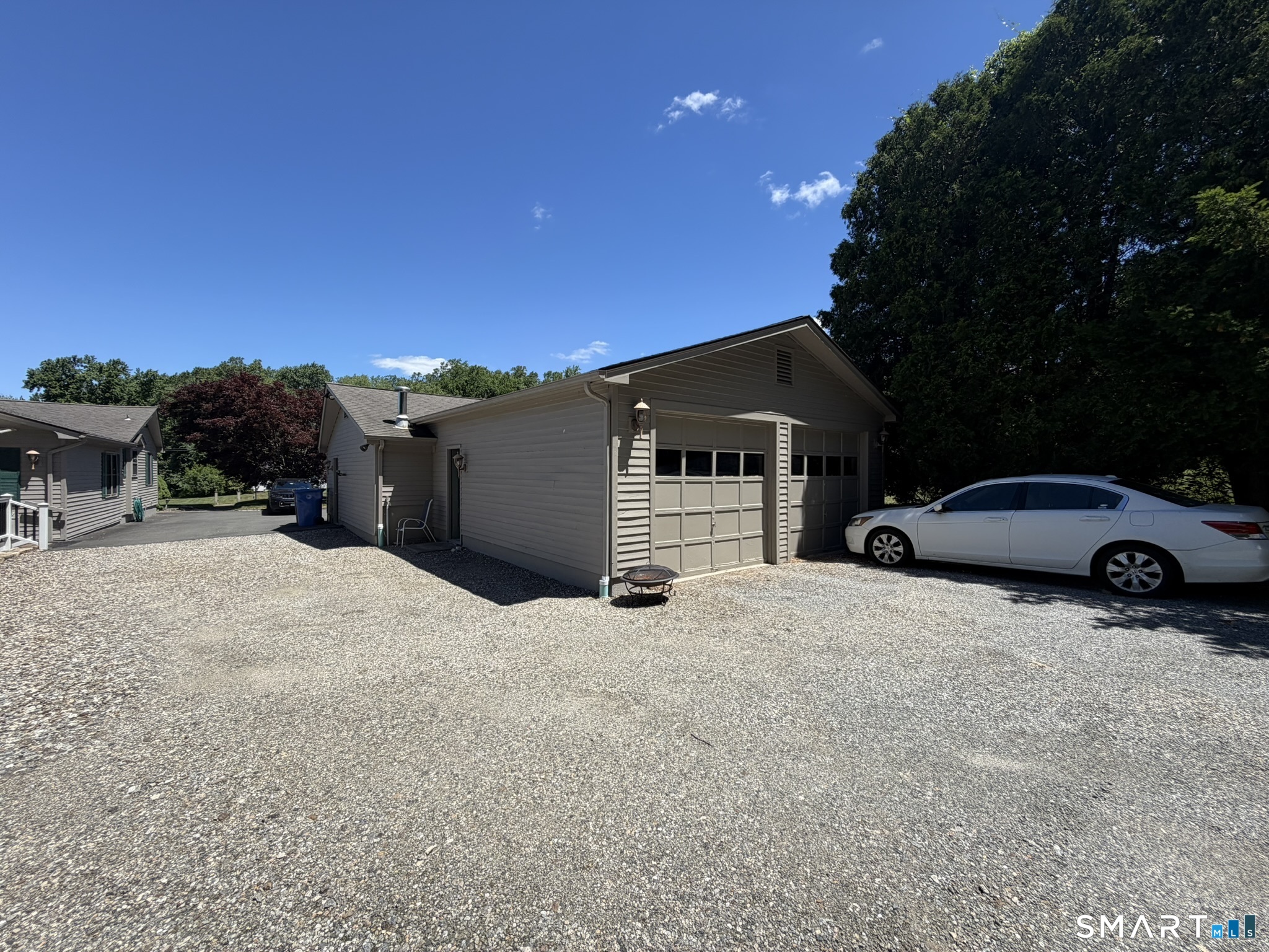 66 Tuckahoe Drive