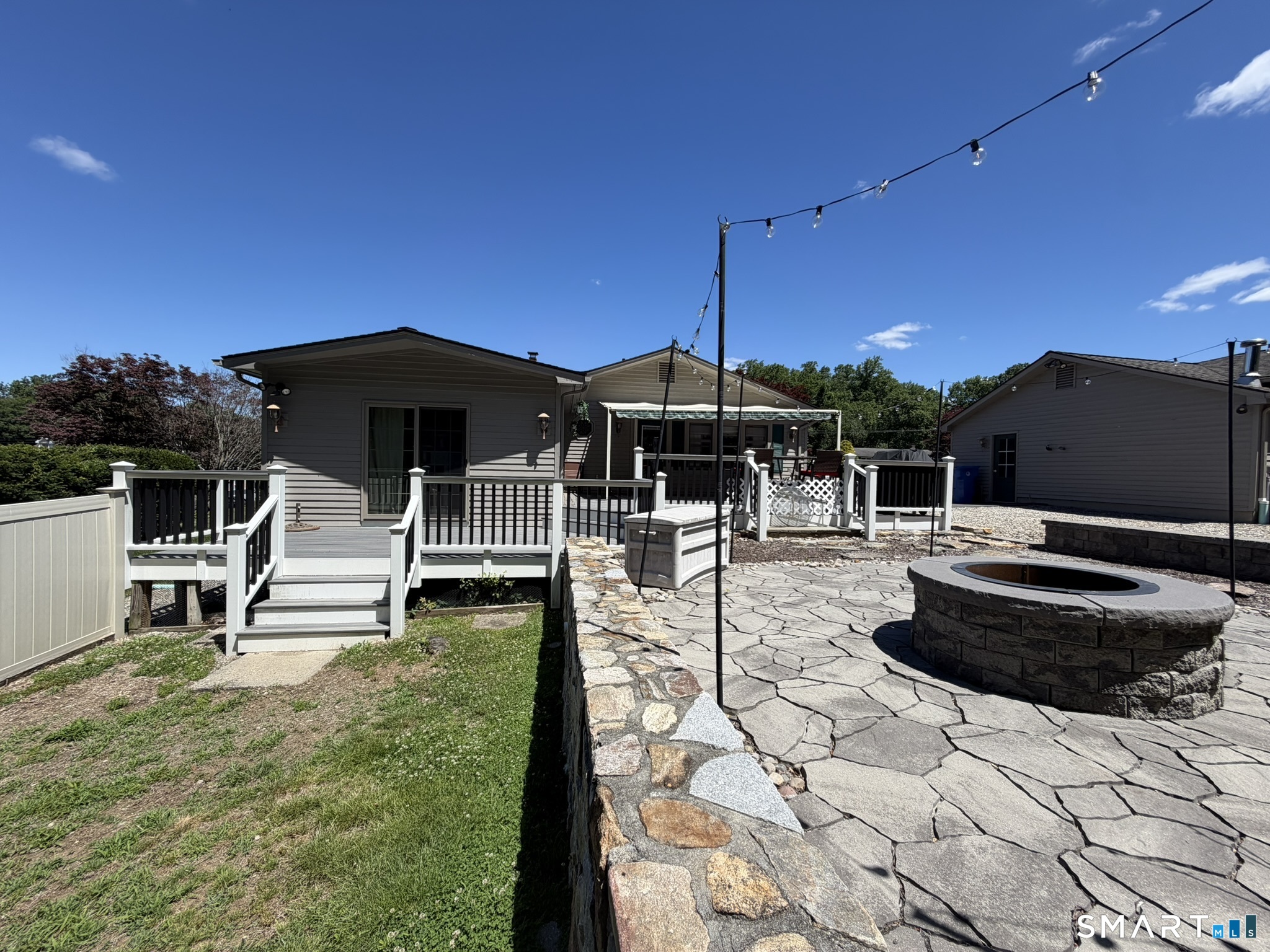 66 Tuckahoe Drive
