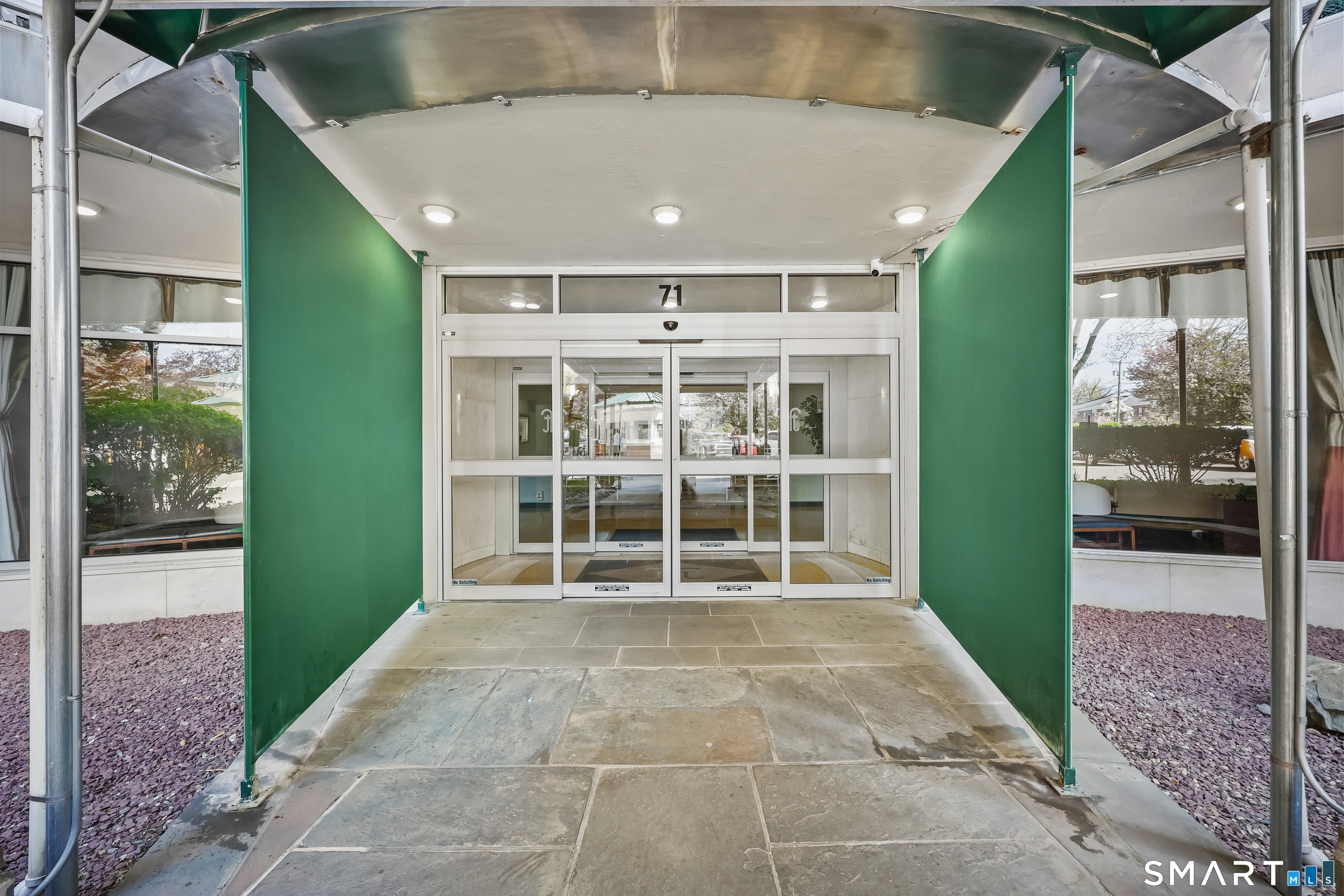 71 Strawberry Hill Avenue 1016