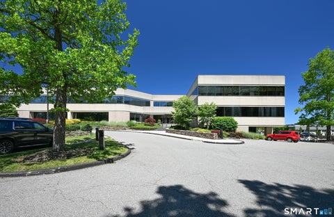 Tiny photo for 90 Grove Street #102, Ridgefield, CT 06877 (MLS # 24187458)