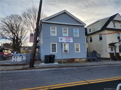 Photo of 60 Jay Street, New London, CT 06320 (MLS # 24158607)