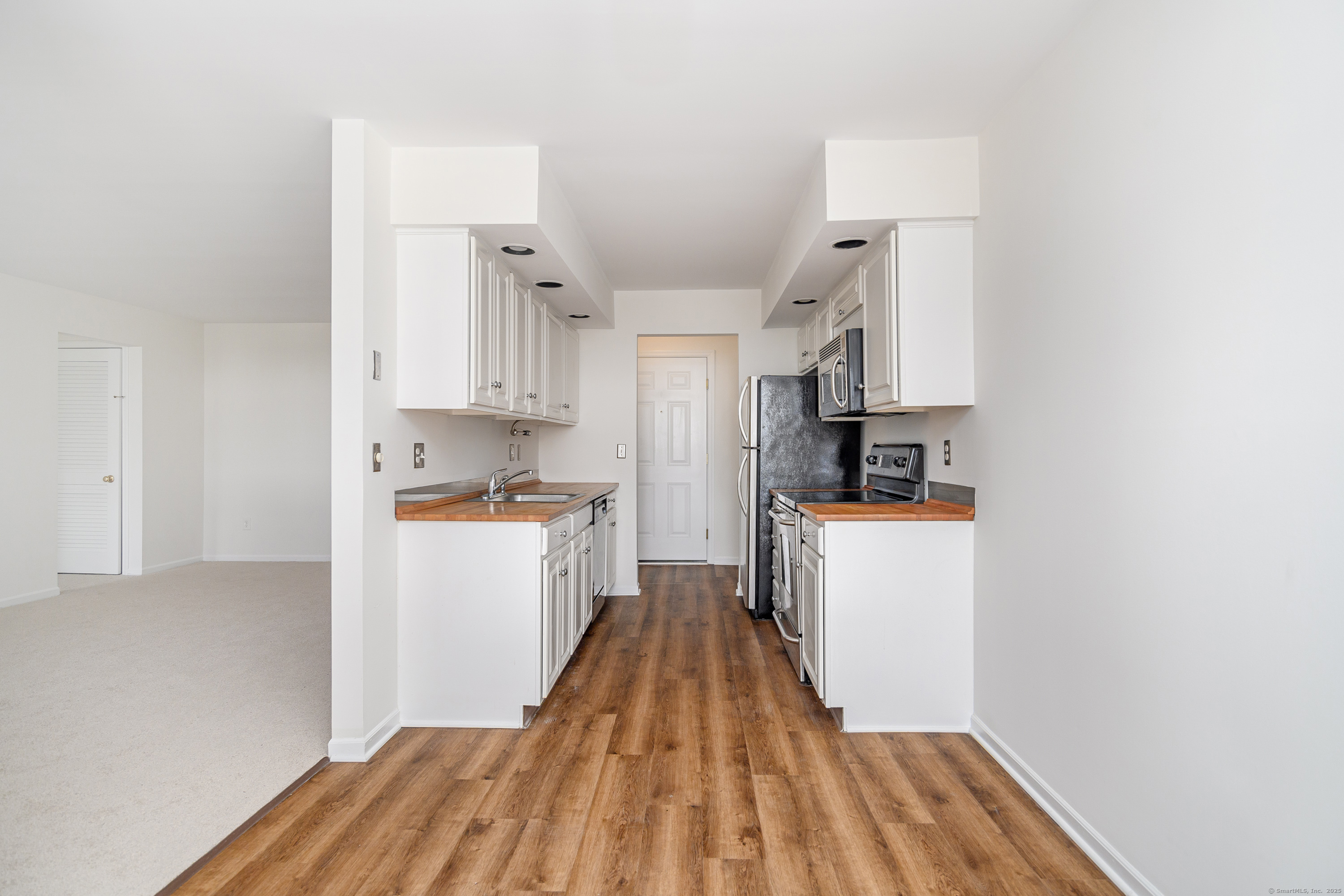 3 Chatham Court #3, Brookfield, Connecticut image 7