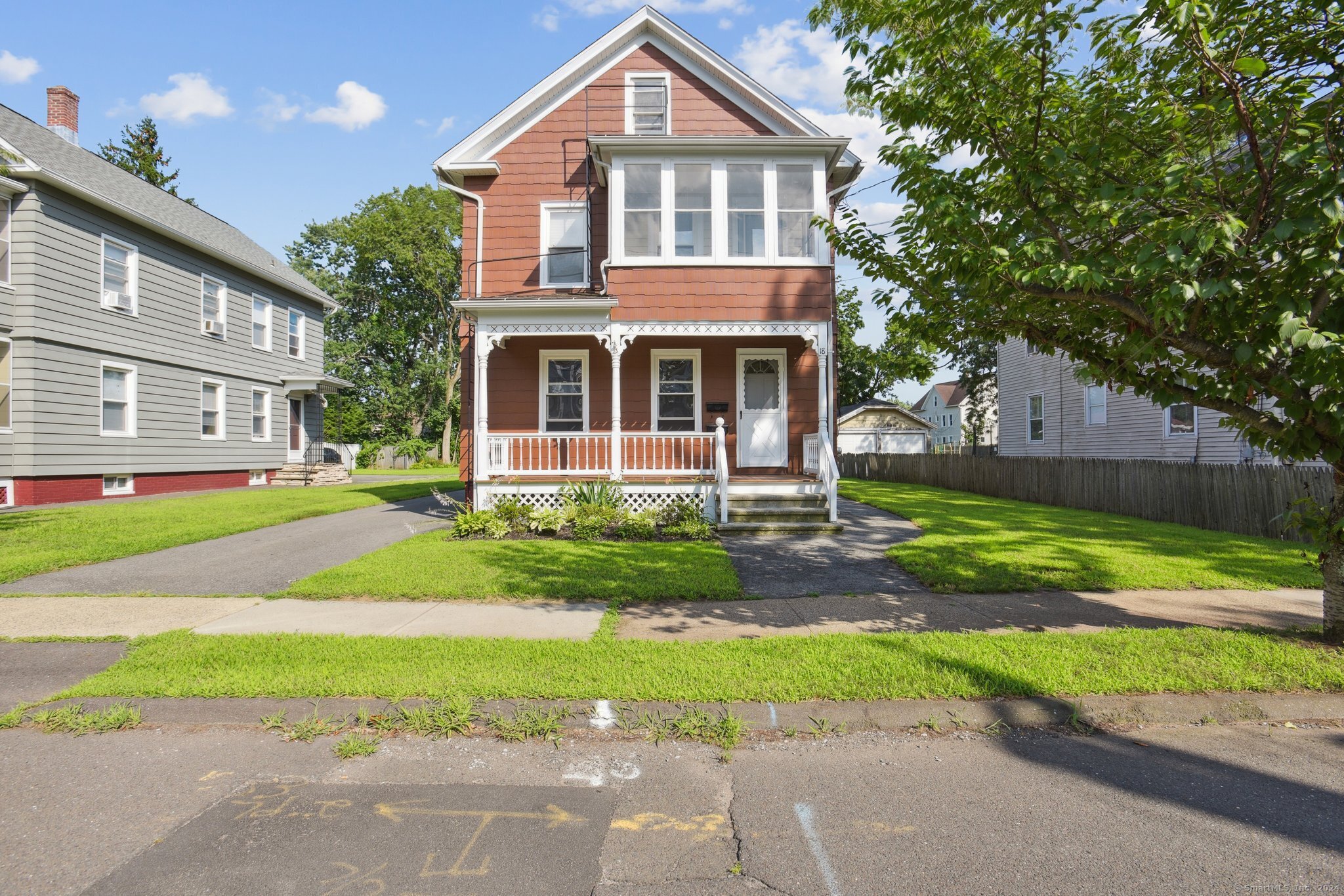 Rental Property at 18 East Street 1, Wallingford, Connecticut - Bedrooms: 2 
Bathrooms: 1 
Rooms: 4  - $1,800 MO.